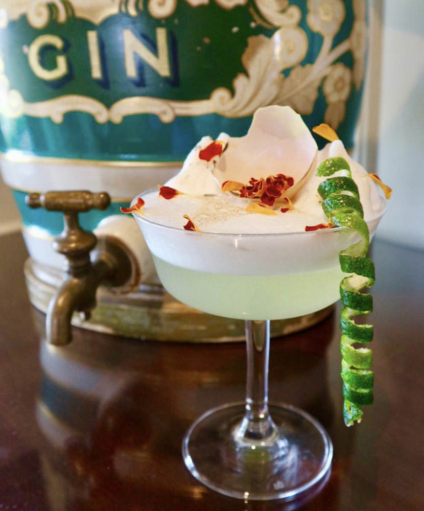 Cocktail: Gin and Bear it | Bartender Atlas