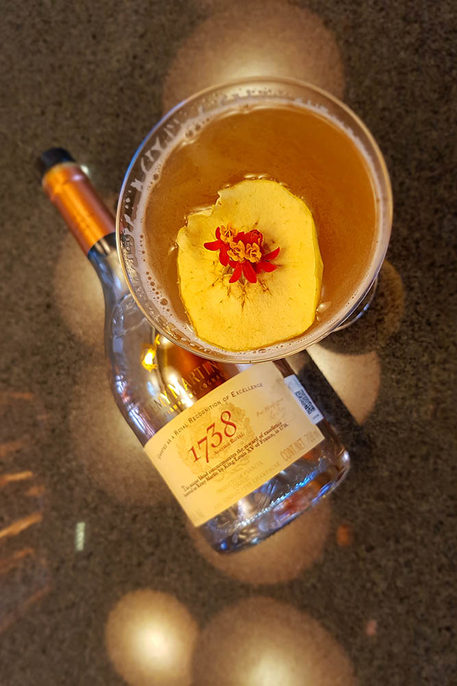 Cocktail: The Royal | Bartender Atlas