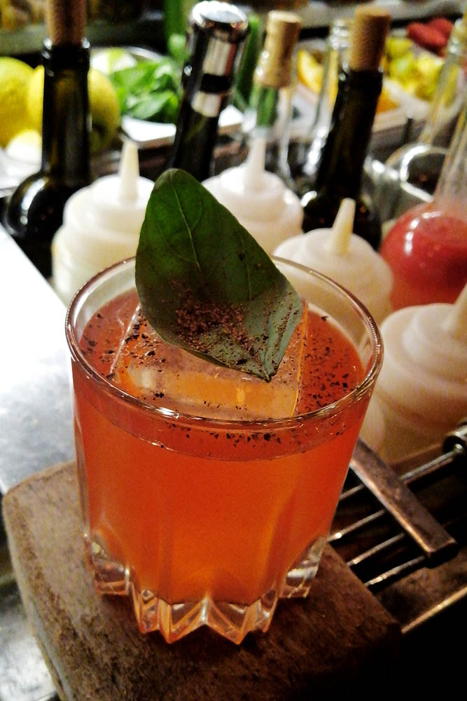 Cocktail: Touch of Paradise | Bartender Atlas